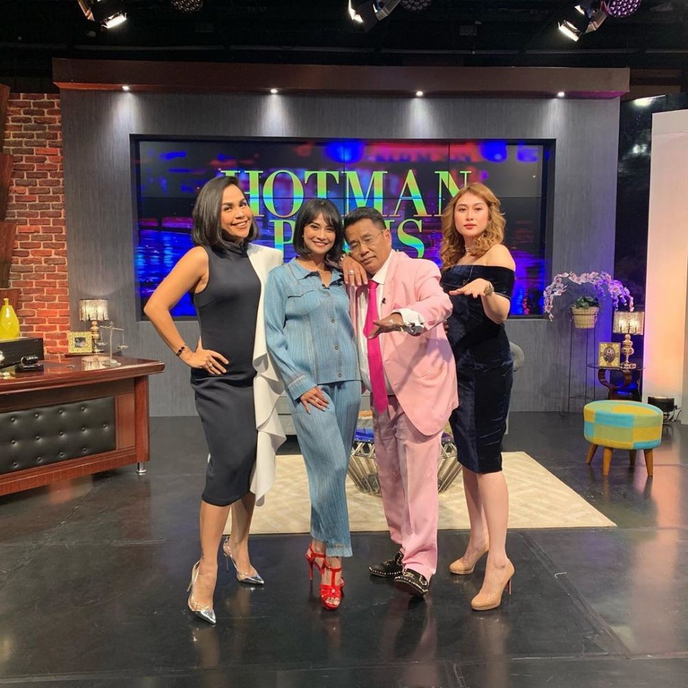 Jadi Nge-Host Bareng, 10 Potret Kompak Melaney Ricardo & Hotman Paris