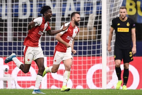 Kejutan! Slavia Praha Curi Poin di Markas Inter Milan!