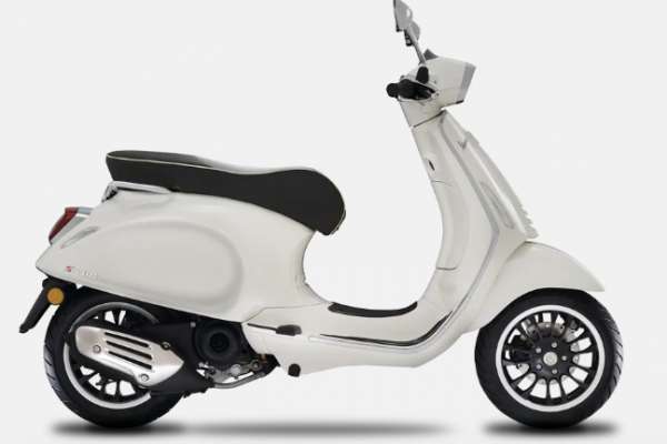 Vespa Sprint Dan Primavera Hadir Dengan Versi 50cc Imut Banget