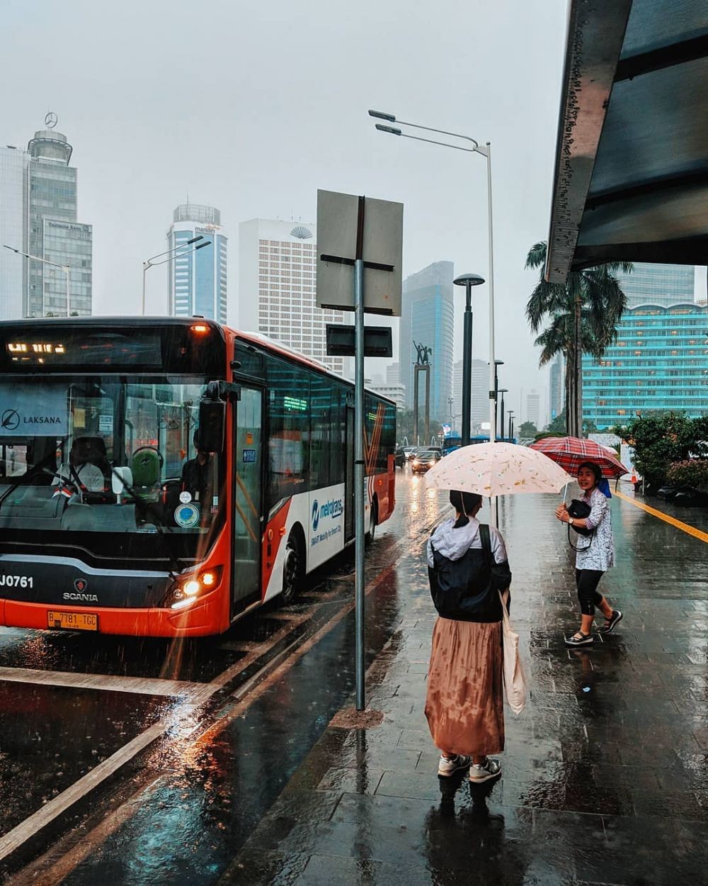 Foto Hujan Estetik