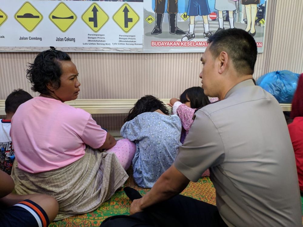 Diduga Eksploitasi Anak, Lima Ibu-ibu Pengemis Ditangkap Polisi