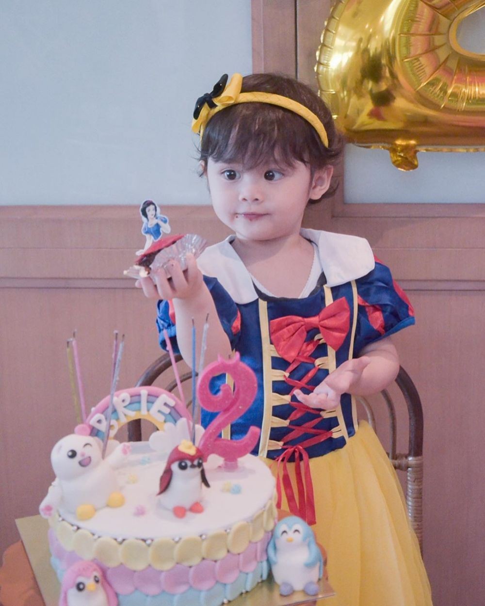 Bertema Snow White, 9 Momen Manis Ultah Brie Putri Acha Septriasa