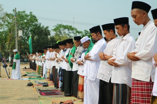 Berharap Kemarau Panjang Berakhir, PCNU Magetan Gelar Salat Istisqa