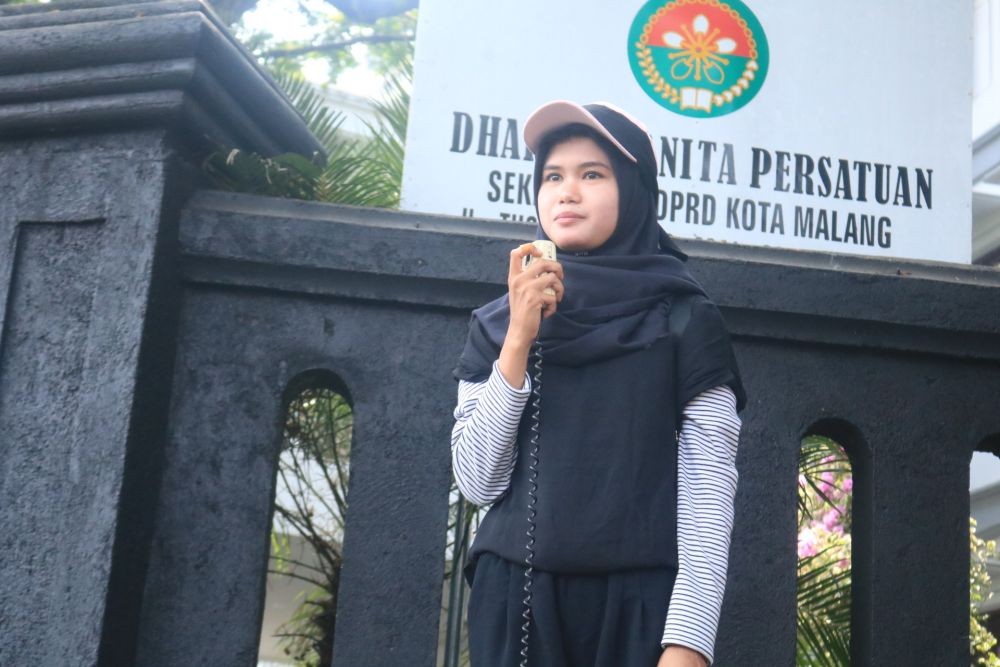 Tolak UU KPK, Ratusan Massa Gelar Aksi di Depan DPRD Kota Malang