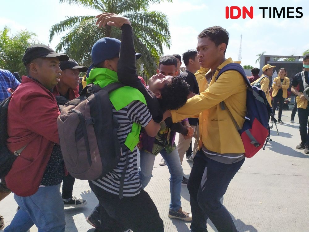 Demo di DPRD Kaltim, Polisi Bertindak Sesuai SOP Tak Ada Peluru Karet