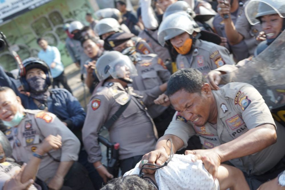 Demo Ricuh DPRD Sulsel, LBH Makassar: 208 Orang Ditangkap, 221 Terluka
