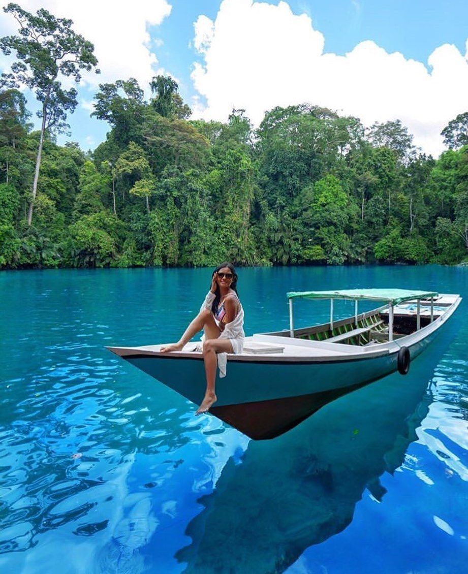10 Destinasi Wisata Terbaik di Kalimantan, Surganya