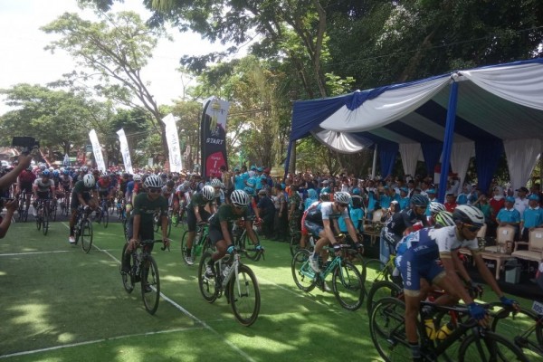 Etape Satu, Internasional Tour de Banyuwangi Ijen Susuri Rute 133,2 Km