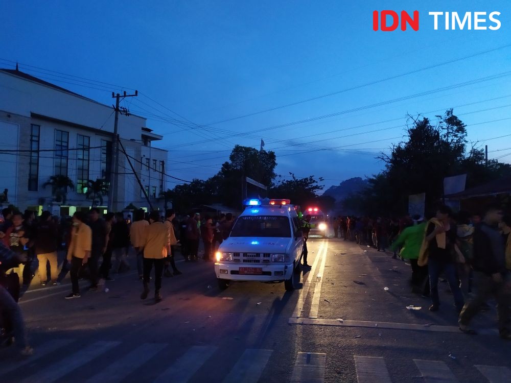 Dua Kali Demonstrasi, Mahasiswa Gagal (Lagi) Menduduki DPRD Kaltim