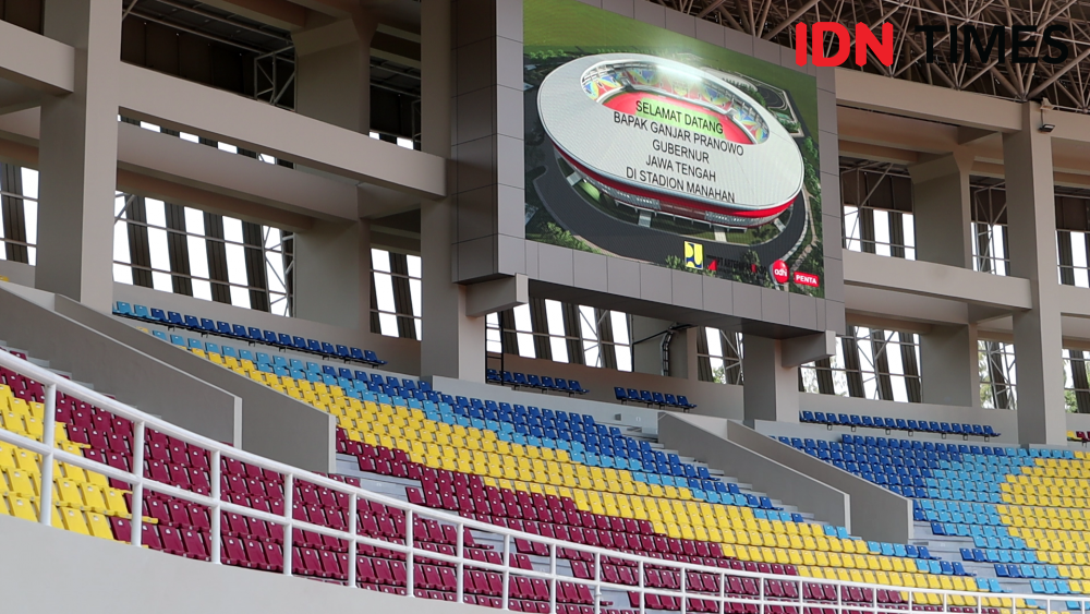 Reaksi Ganjar Lihat Renovasi Stadion Manahan Senilai Rp301 Miliar