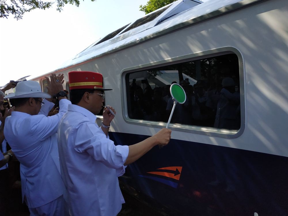 KAI Luncurkan Kereta Bandung-Jakarta dengan Waktu Tempuh Lebih Cepat