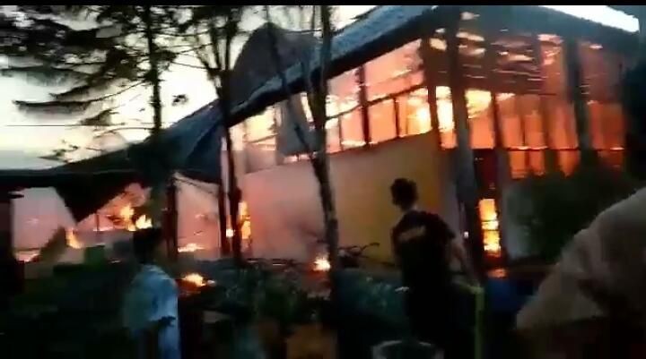 Korsleting, SMP Negeri di Tanjung Balai Ludes Dilahap Si Jago Merah