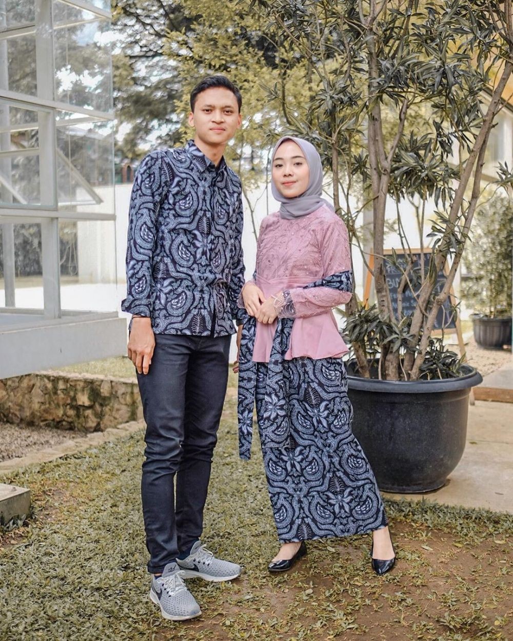 Inspirasi Kebaya Hijab Putri Melati, Cocok buat yang Bertubuh Mungil!