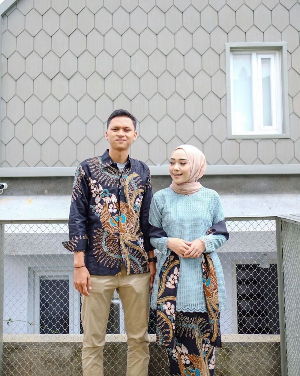 Inspirasi Kebaya Hijab Putri Melati, Cocok buat yang Bertubuh Mungil!