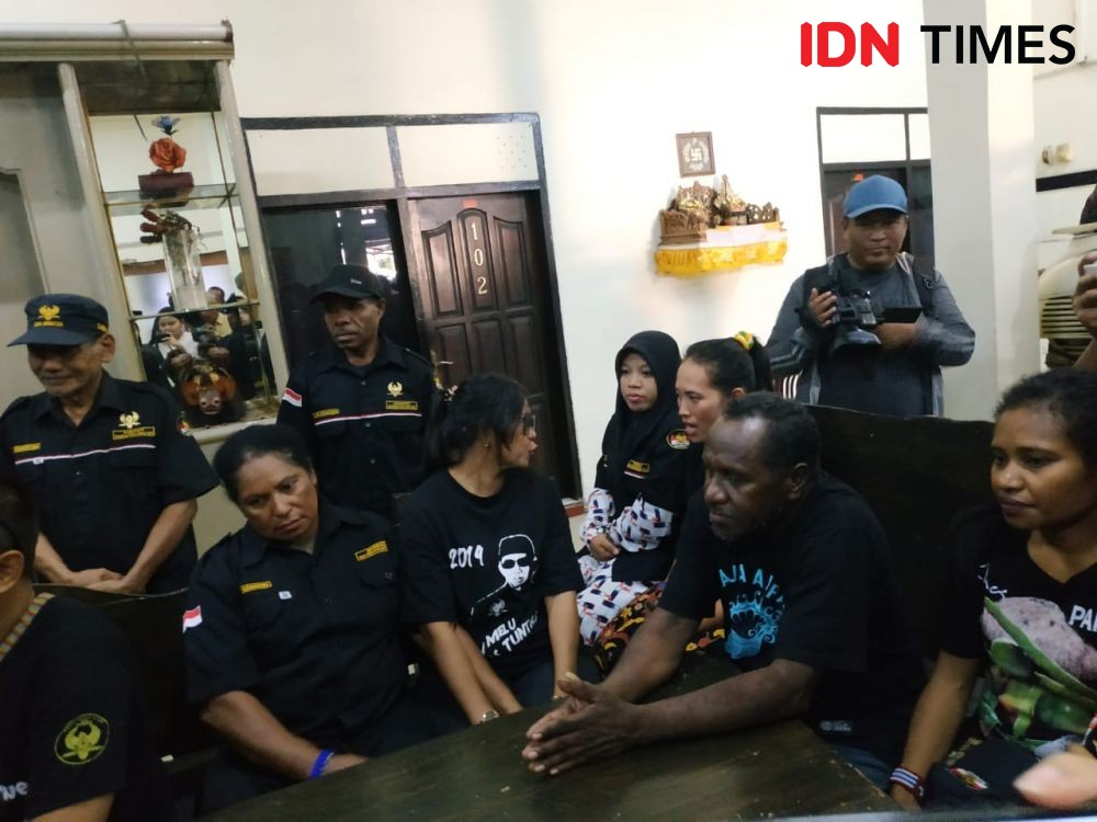 Kehabisan Tiket, Pemkot Surabaya Bantu 20 Warga Papua