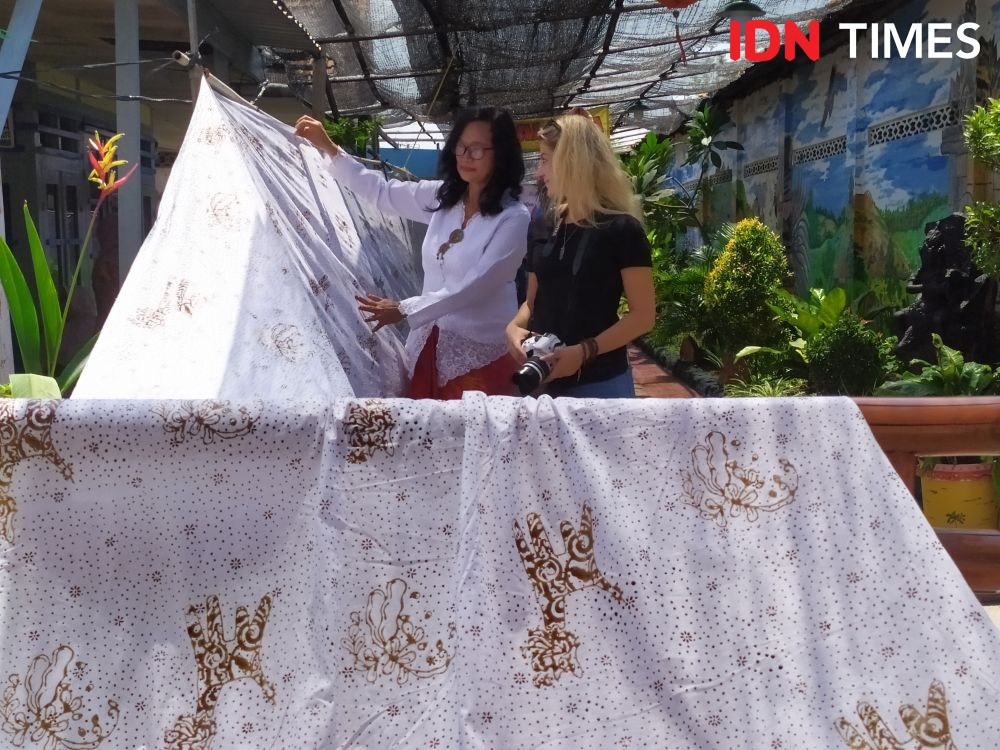 [FOTO] Mengangkat Pamor Batik Warak Ngendog di Hari Batik Nasional