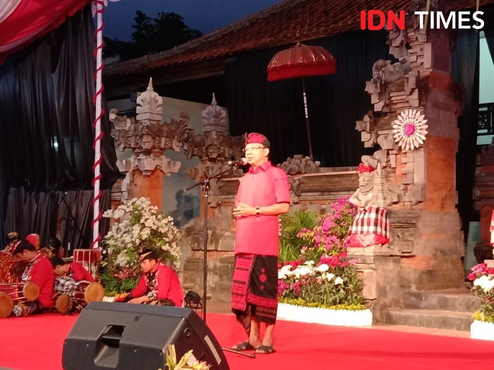 Simakrama dengan BEM se-Bali, Gubernur Koster Ditagih Tanda Tangan