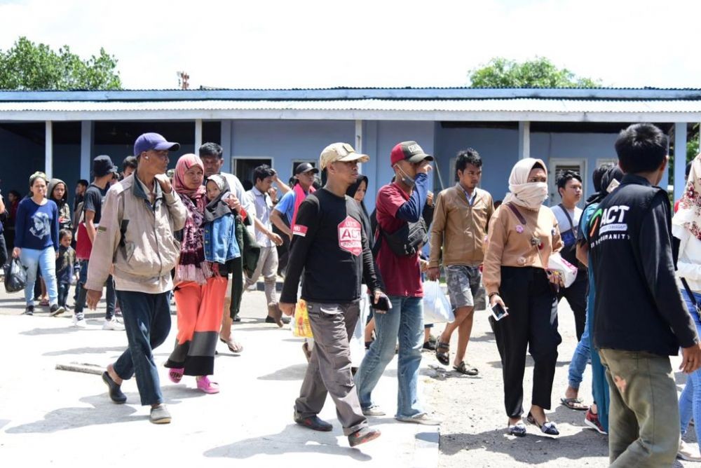 Pengungsi dari Wamena Asal Sulsel Tiba di Bandara Makassar
