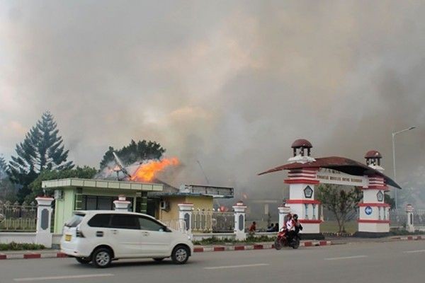 Korban Rusuh Wamena: Motor Dibakar, Saya Dikeroyok 20 Orang