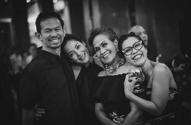 Baru Menikah, 10 Potret Mesra Lulu Tobing & Bani Mulia