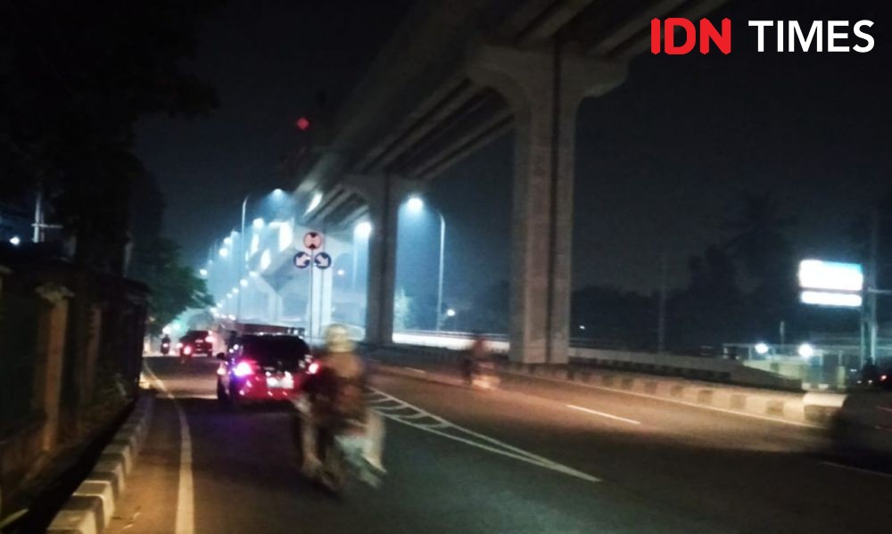 Ini Potret Kondisi Menebalnya Kabut Asap di Palembang pada Malam Hari 