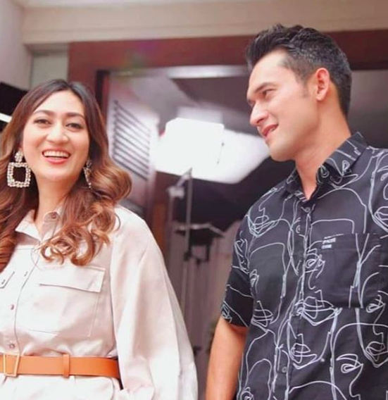 10 Kedekatan Terbaru Helmalia Putri dan Indra Bruggman