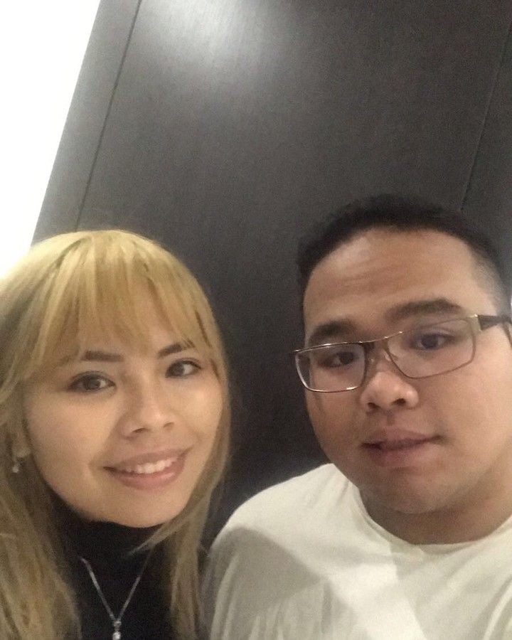 Jarang Disorot Publik, Ini 10 Potret Gaya Hidup Tiga Anak Hotman Paris