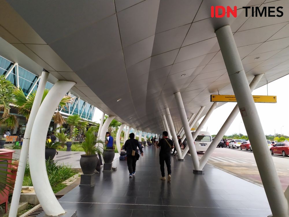 Bandara APT Pranoto Tutup 26 Hari, Tenant Bakal Rugi Ratusan Juta 