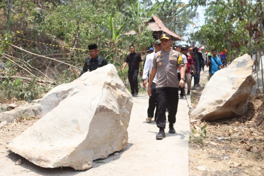 Pemprov Jabar dan Polda Cek Perusahaan Tambang Batu di Purwakarta 