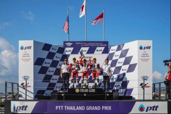 Bikin Bangga! 2 Pebalap Astra Honda Kibarkan Merah Putih di Thailand