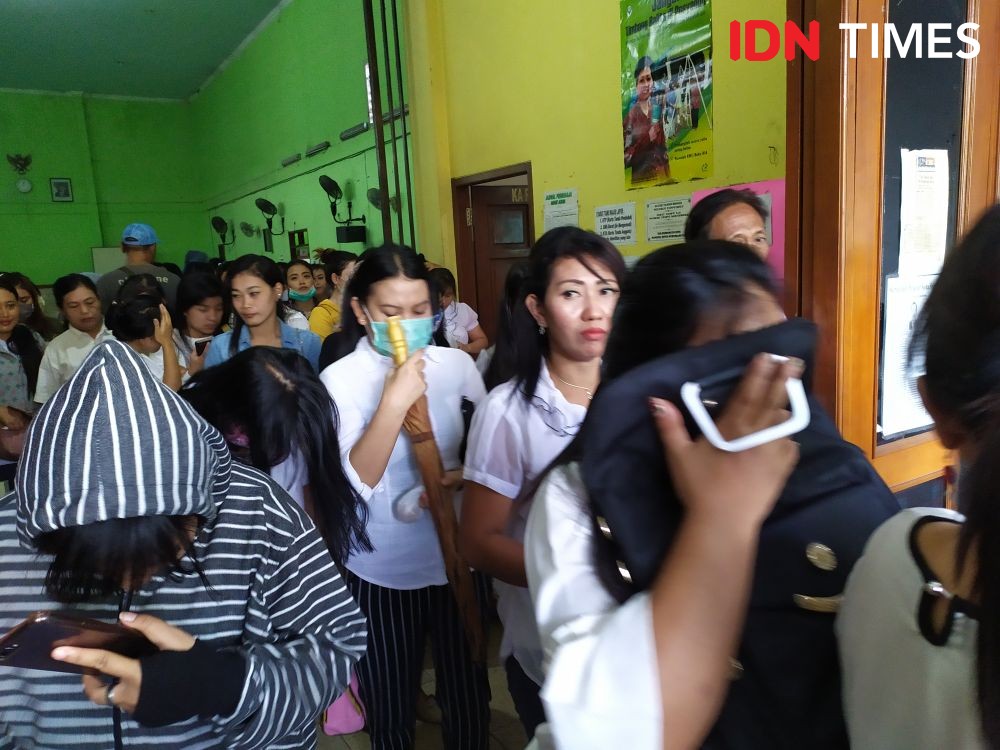 Prostitusi Gay di Semarang Dibongkar, Ditemukan Kondom, Wig dan Bra