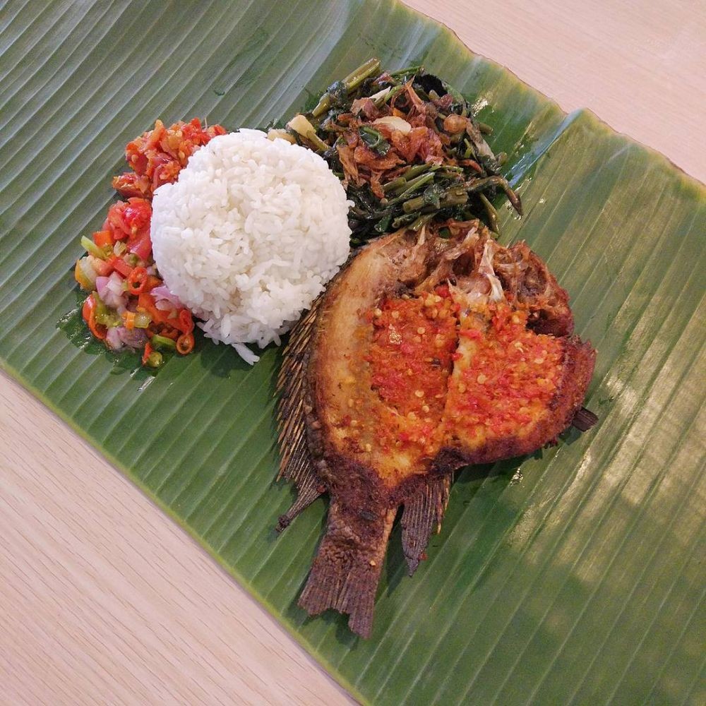 10 Makanan Khas Gorontalo yang Unik Rekomendasi Kulineran 