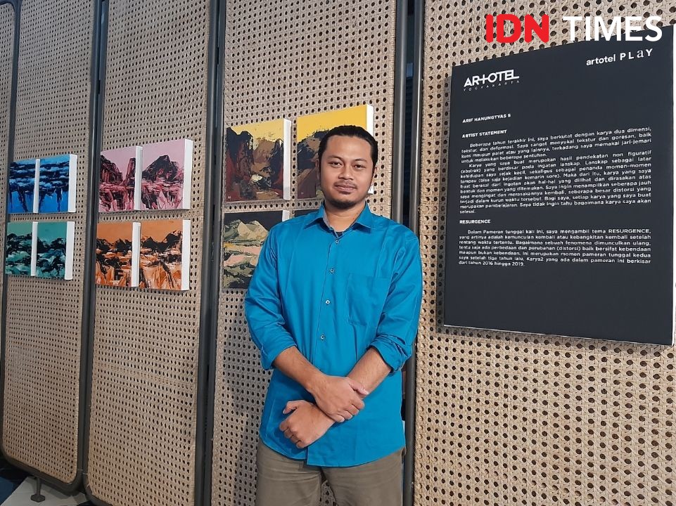 Distorsi Memori Masa Kecil Seniman Muda di Artotel Yogyakarta