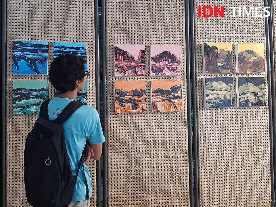 Distorsi Memori Masa Kecil Seniman Muda di Artotel Yogyakarta