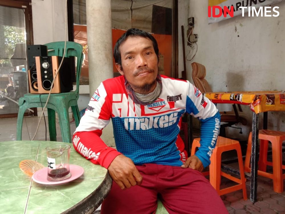 Pria Ini Naik Sepeda Dari Papua-Bali, Jari Nyaris Putus Saat Dibegal