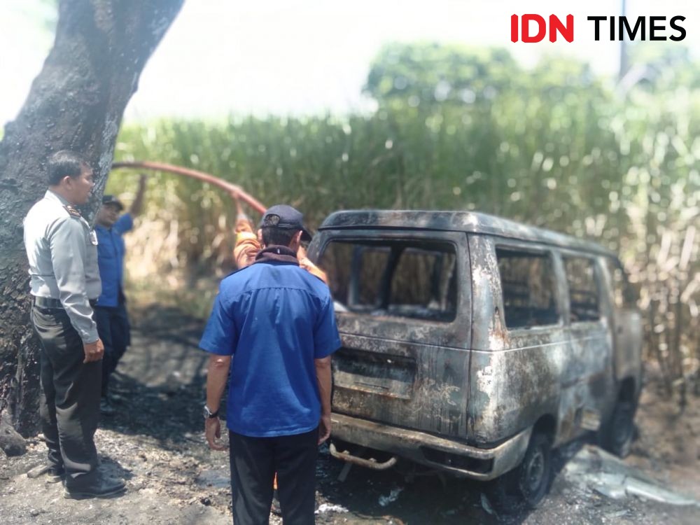 Dua Penumpang Mobil Carry Terbakar Saat Isi Bensin di SPBU Kudus