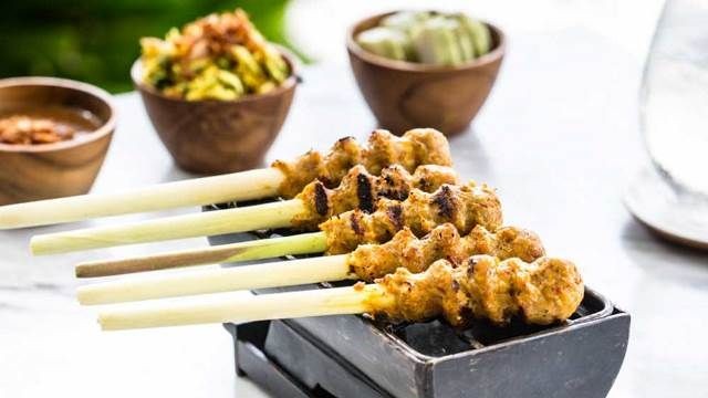 Rekomendasi Wisata Kuliner! Ini 8 Street Food Lokal Enak Khas Bali