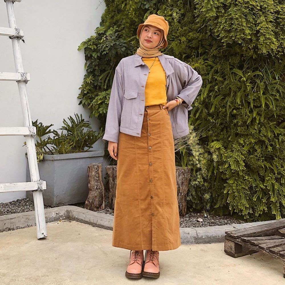 Para Hijabers Tetap Anggun Walau Tak Banyak Gaya, Yuk Coba Pose Ini