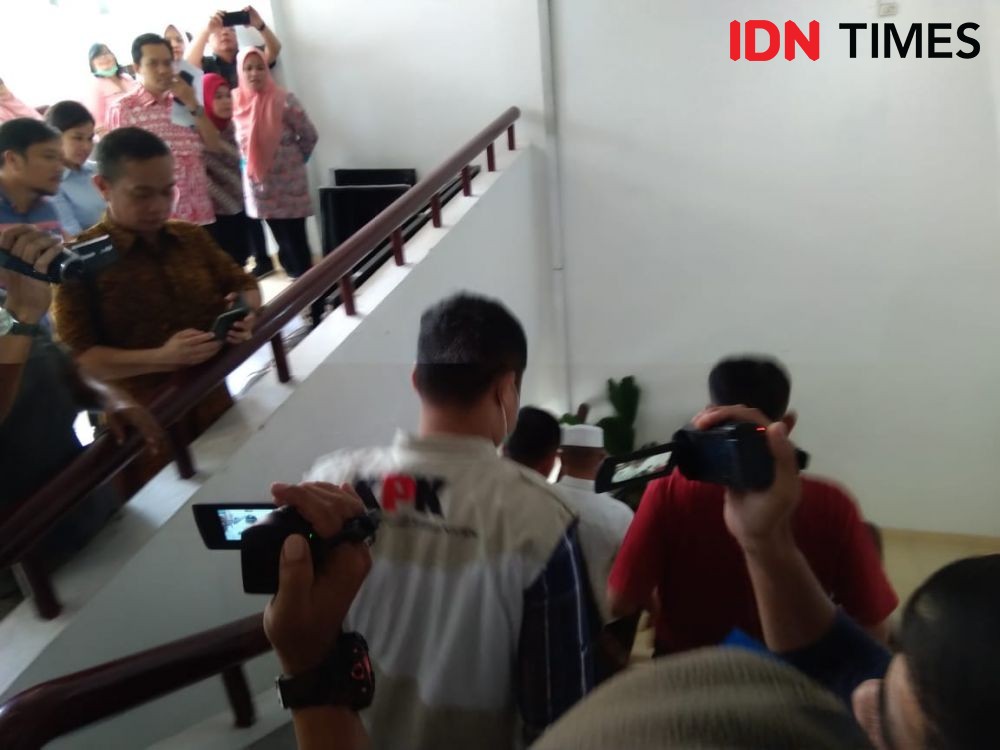 12 Jam Geledah Kantor Wali Kota Medan, Ini yang Ditemukan KPK
