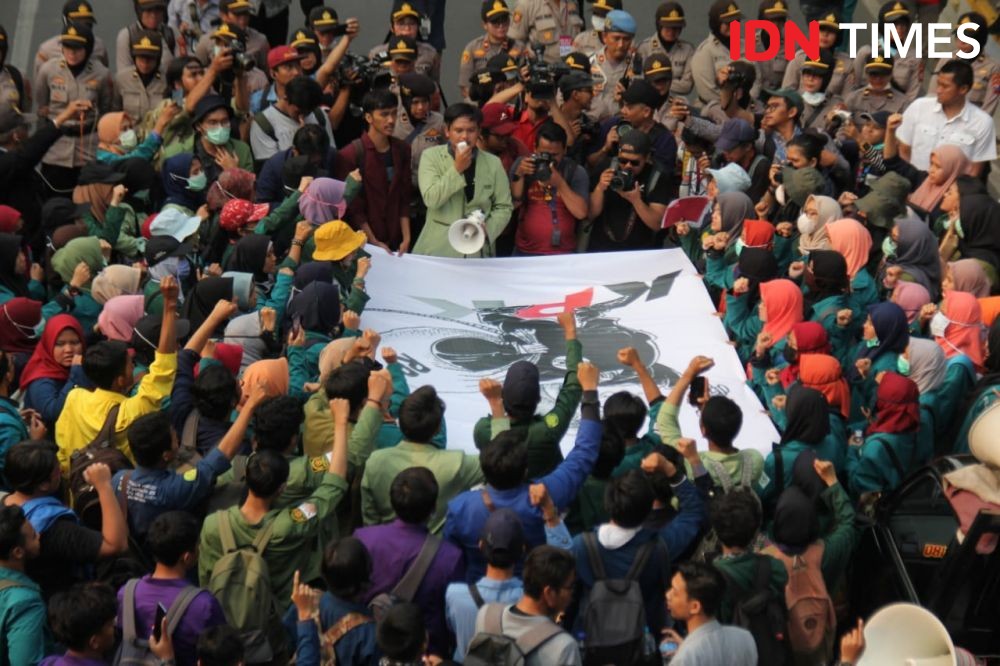 Hari Ini BEM SI Gelar Demonstrasi di Istana, Ini Tuntutannya ke Jokowi