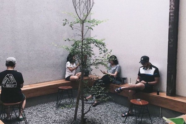 Mau Nongkrong atau Kerjakan Tugas? Nih 8 Rekomendasi Kafe di Tangerang