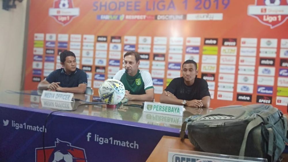 Nil Kebingungan, Dua Bek Persela Dibalut Cedera saat Hadapi Persebaya 