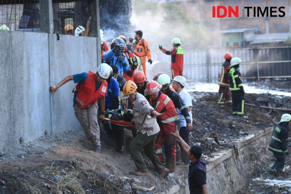 [FOTO] Begini Kondisi Kebakaran Pipa BBM Milik Pertamina di Cimahi