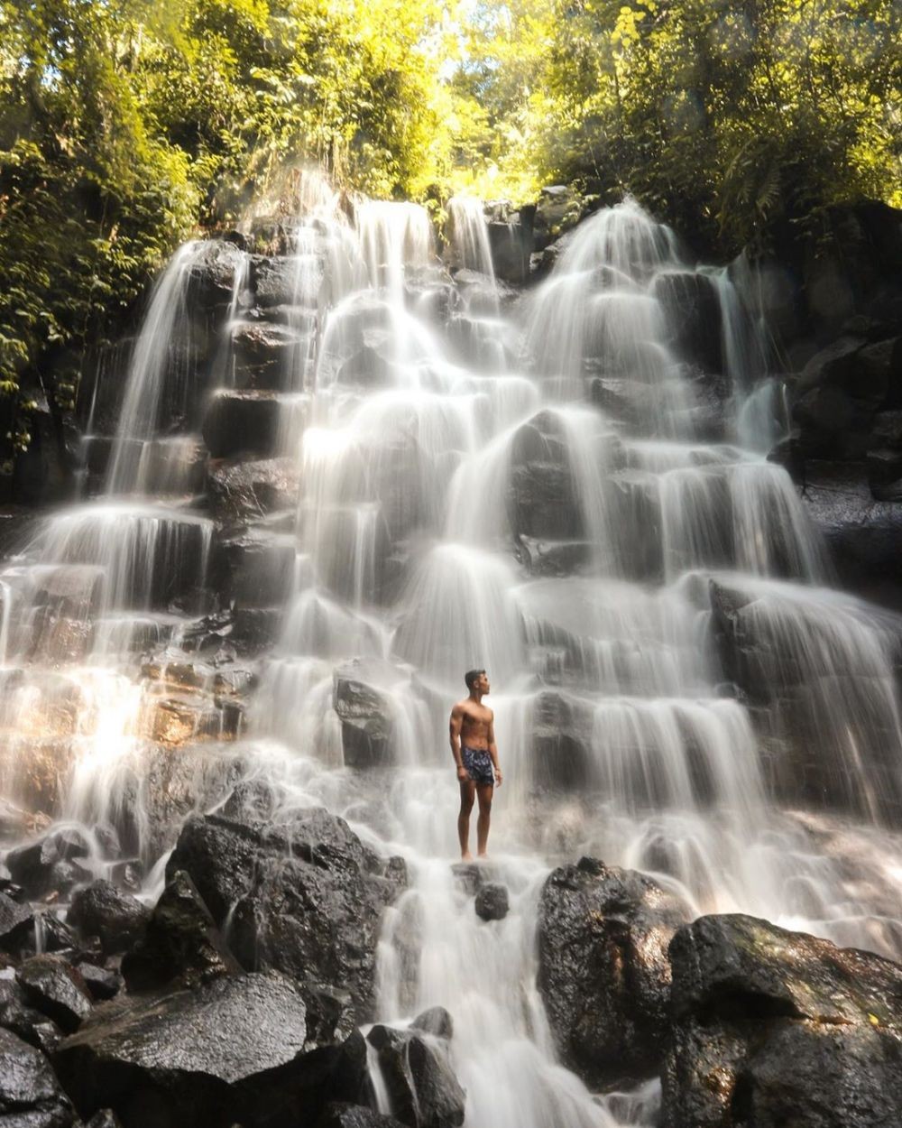 6 Air Terjun Indah di Gianyar Bali yang Wajib Masuk Destinasi Wisatamu