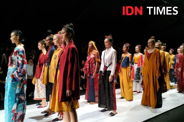 Cinta Bumi, Koleksi Baru Sejauh Mata Memandang Manfaatkan Kain Sisa