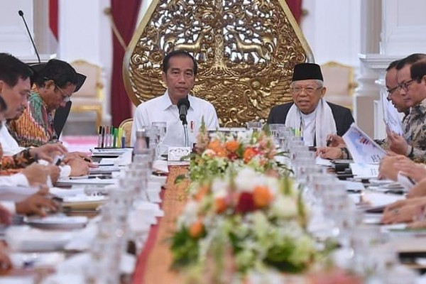 Menyoal SKB 11 Menteri: Kegagapan Jokowi Tangani Radikalisme