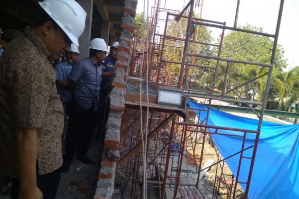 Proyek IGD RSUD Caruban Ambrol, DPRD Kabupaten Madiun Gelar Sidak
