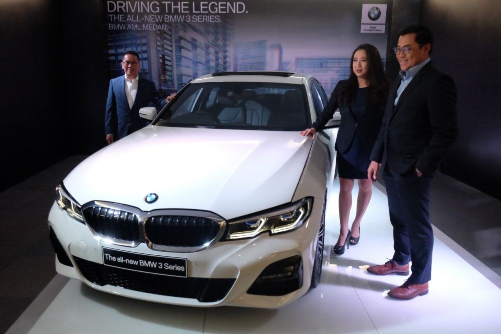 Mengaspal di Medan, Ini Harga & Kelebihan AII-New BMW 330i M Sport