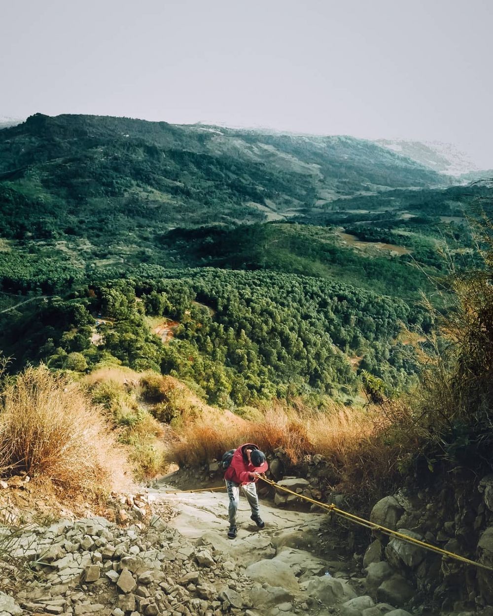 6 Tempat Wisata di Jawa Barat yang Paling Indah