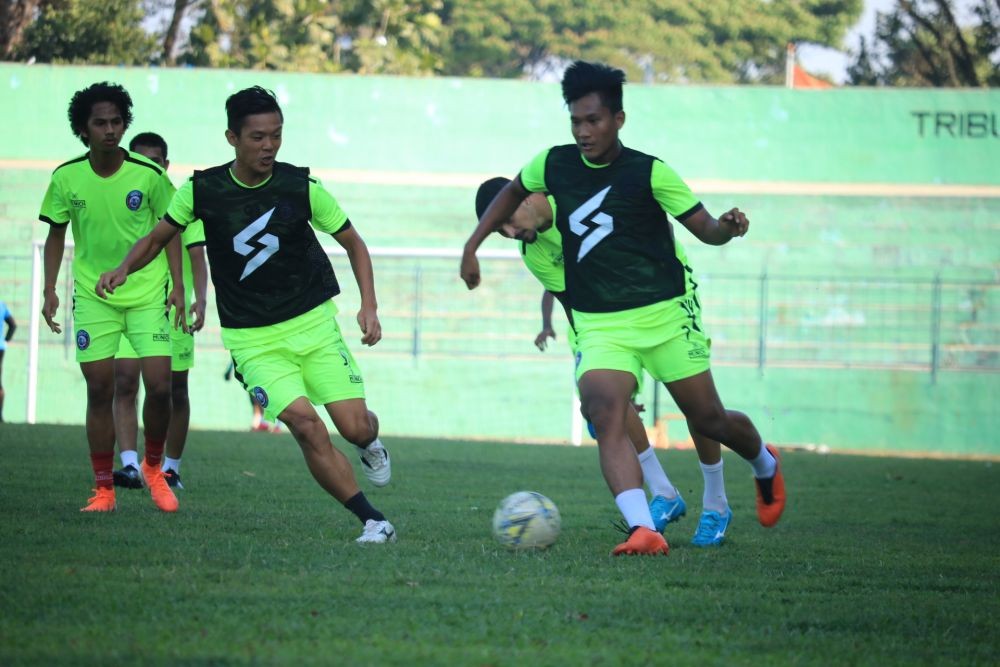 Tanpa Sembilan Pemain, Arema FC Tetap Yakin Tumbangkan Semen Padang 